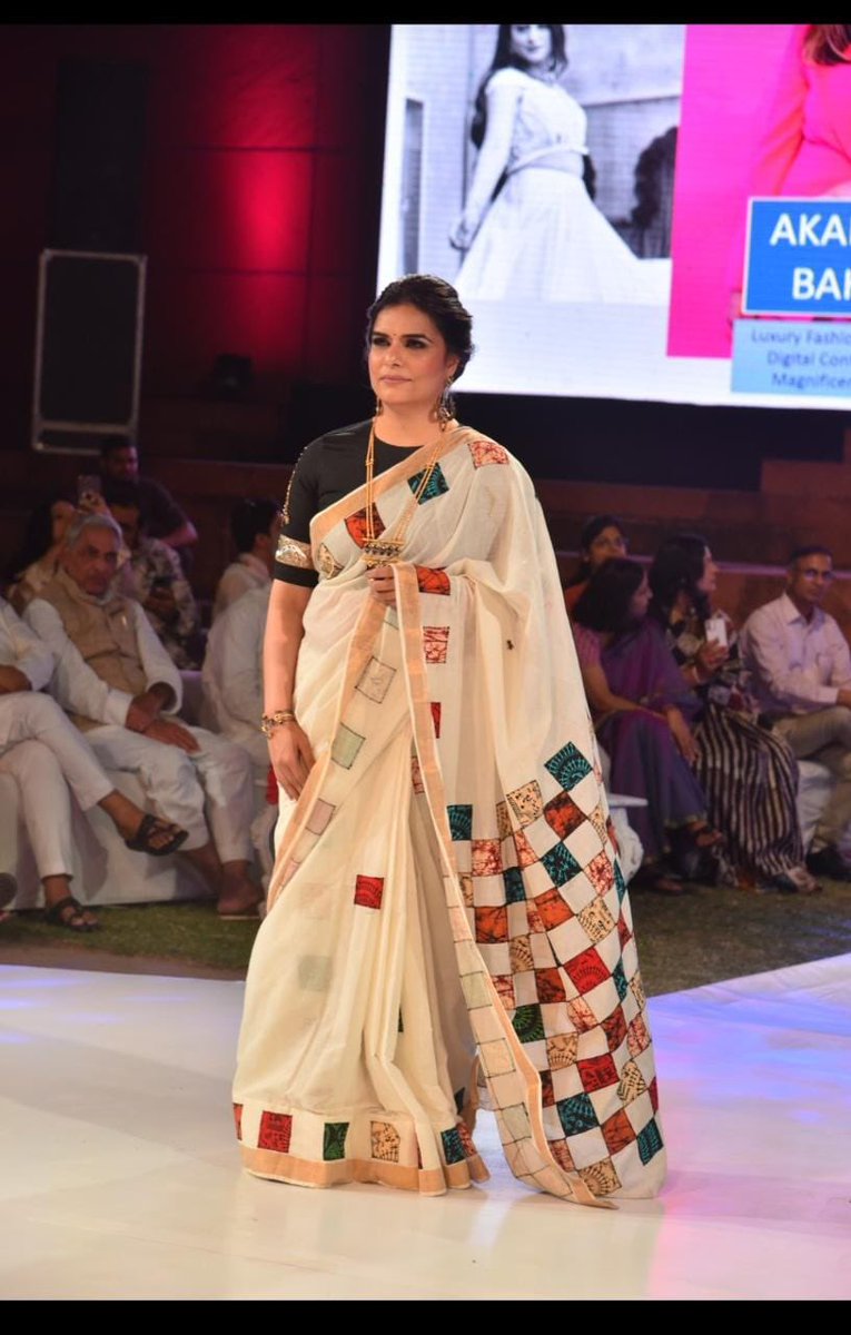 khadiboardraj's tweet photo. Khadi fashion Show held at Jawahar Kala Kendra on 29th March by Rajasthan Khadi &amp; Village Industries Board https://t.co/eA04dtMI3x