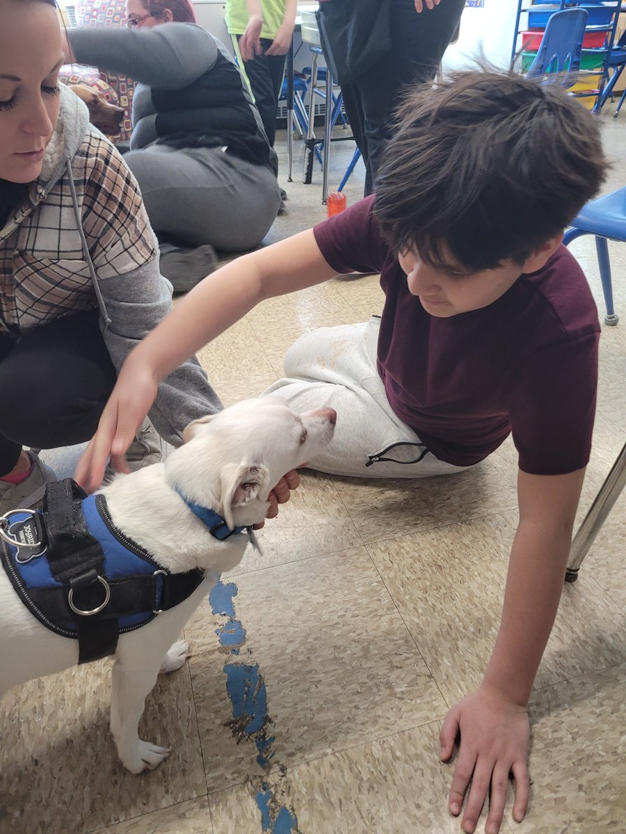 Mrs. Cunningham tweet media