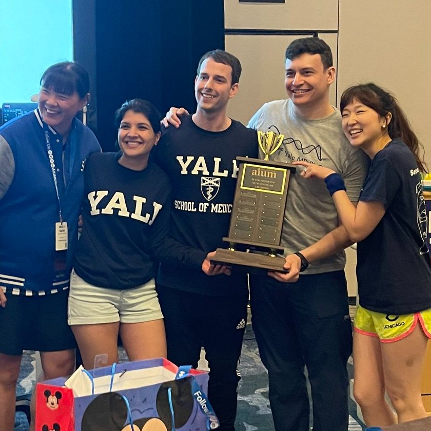 Congratulations to <a href="/RubbleEM/">Rachel Liu</a> on being awarded the Peter H. Arger Excellence in Medical Student Education Award and the YSM student team on winning the 5th Annual SonoSlam at <a href="/AIUMultrasound/">AIUM Ultrasound</a> UltraCon 2023!