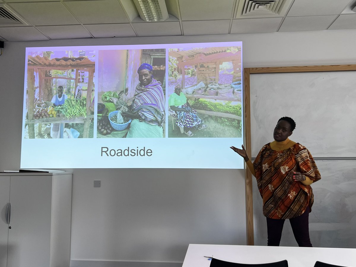 Seminar with @tabbeysindani on ‘Jua kali’ (hot sun) entrepreneurs in Kenya, women market traders managing and surviving against the odds. Important unrecognised entrepreneuring.
@NCLBusiness