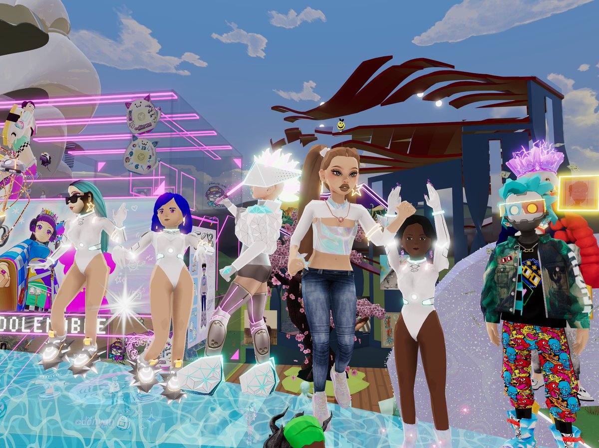 Closing party <a href="/thefabricant/">The Fabricant</a> x <a href="/superninaglow/">SUPERNINA 🪐 Supermind ✨🌙</a> 
organised <a href="/Kay_DF_/">KayAkiko🧵</a> 
#MVFW23