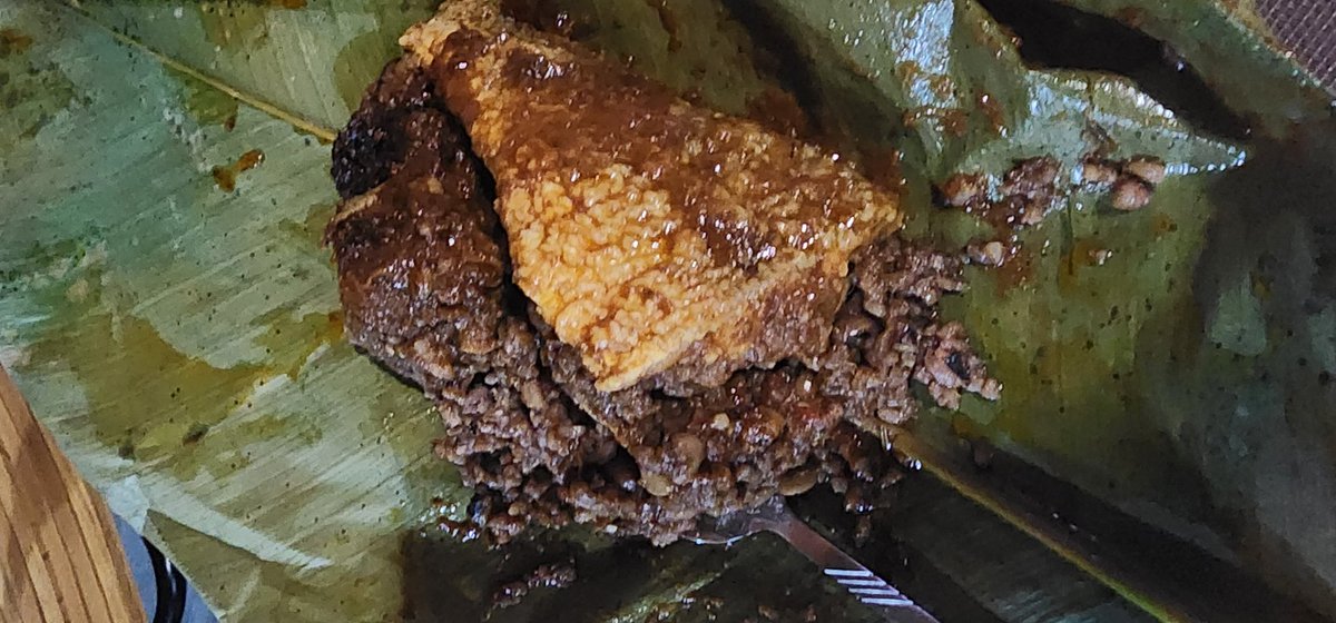 I went to Sister's Waakye, a popular joint in Adabraka. The lady said she dishes from 10 Cedis. I ordered for 10 Cedis, 1 fish tail, 1 piece of meat. No gari. No nothing. Wrap in leaves. People of God, she took 55 Cedis from me. I'm still calculating, but it's not calculating. Ei