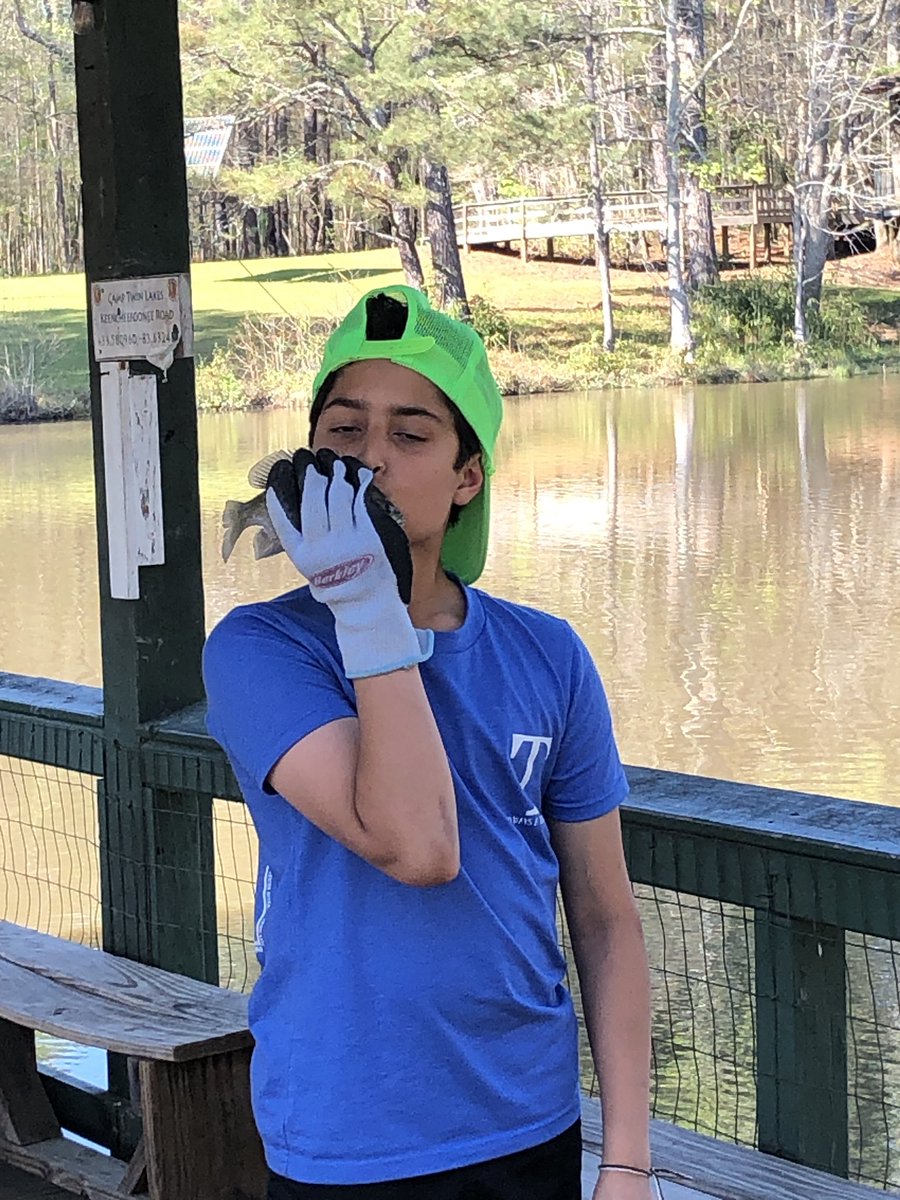klyboomer's tweet photo. Maples kissing their catches for good luck @camptwinlakes #6thtrinity #trinityoe #trinitylearns https://t.co/HRGKCzWpAK