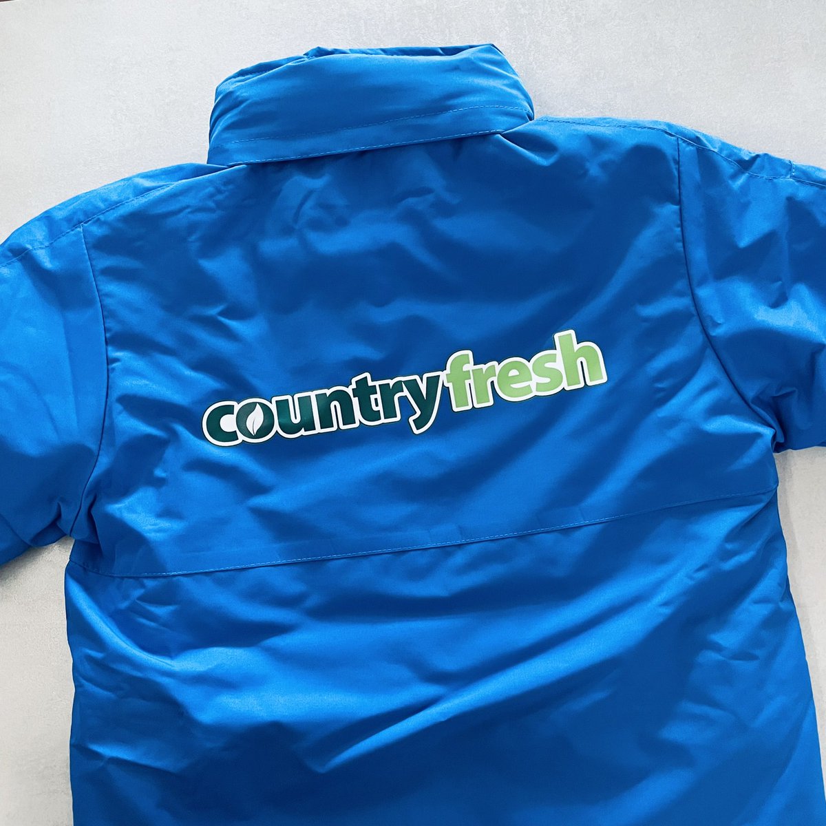 JHSportsLtd's tweet photo. Penwortham Town FC Bench Jackets @FcPenwortham #CountryFresh https://t.co/nGopdKtfJB