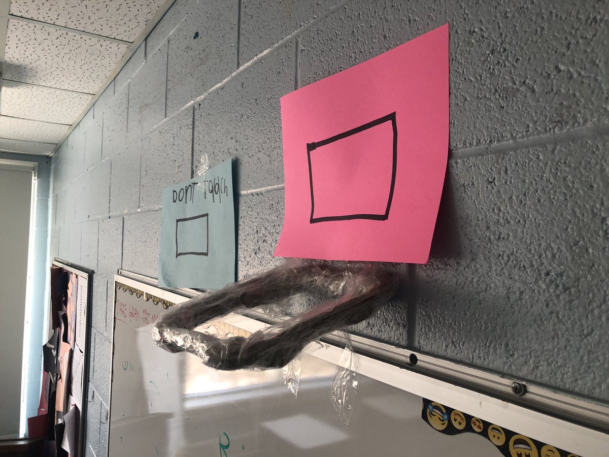 TeacherTizzard's tweet image. Tell me you have Makers in your class without telling me you have Makers in your class. #MakerCenteredLearning @sjboscoschool #sjbgrade6 @NLESDCA