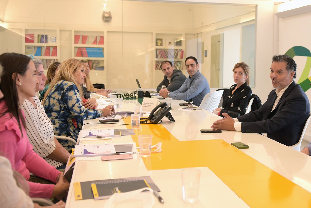 investBA tweet media