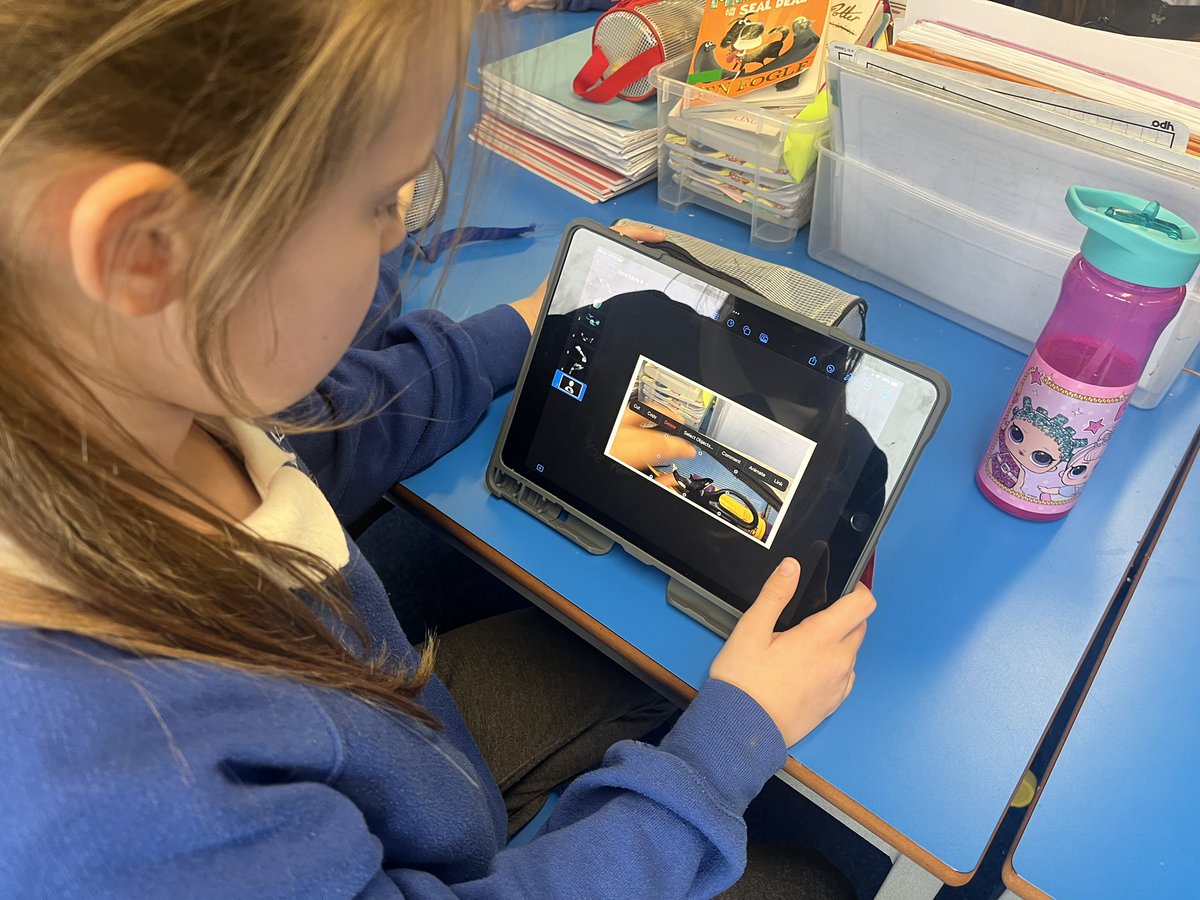 MrMShackleton's tweet image. Great end to the term with Y3 @RedesdalePrim playing around with the IOS16 Remove Background feature then creating some Orca inspired animated GIFs and enjoying testing out the #LiveVideo feature in @AppleEDU #Keynote @MissAndersonRPS