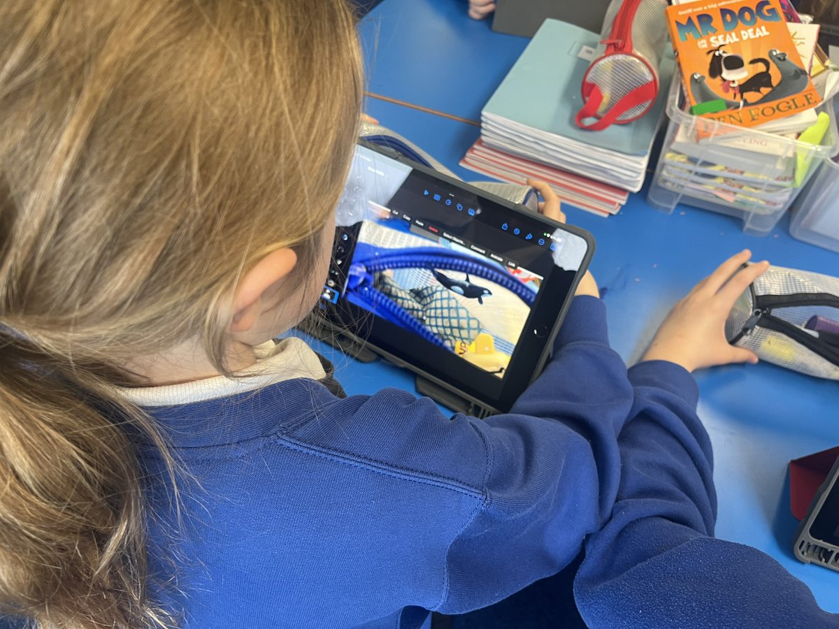 MrMShackleton's tweet image. Great end to the term with Y3 @RedesdalePrim playing around with the IOS16 Remove Background feature then creating some Orca inspired animated GIFs and enjoying testing out the #LiveVideo feature in @AppleEDU #Keynote @MissAndersonRPS