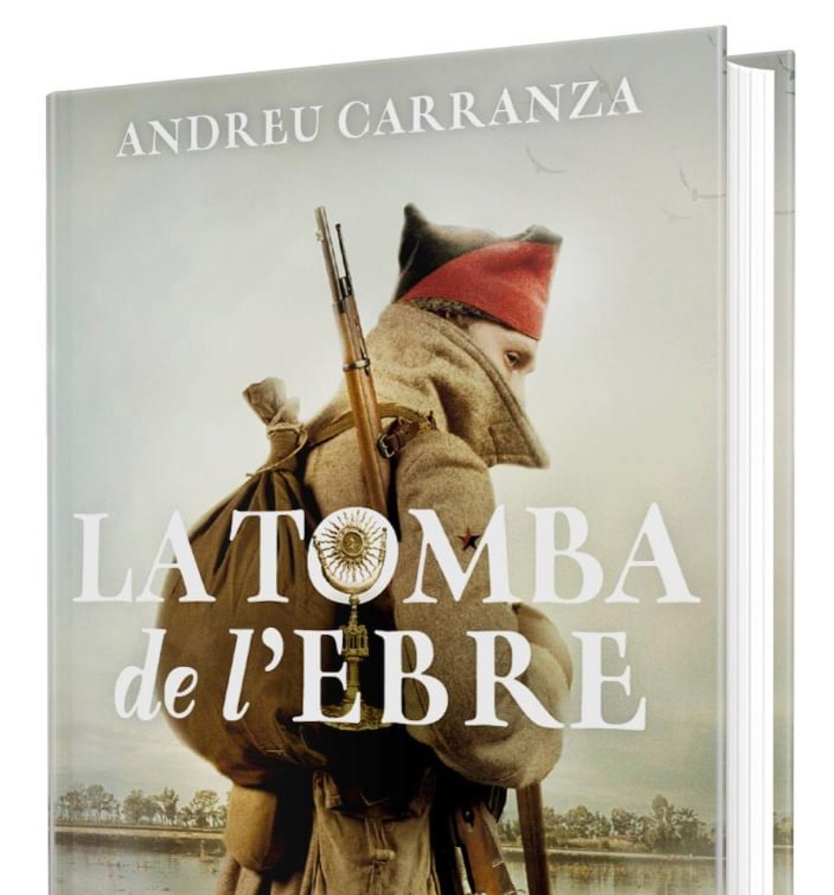 Al nostre despatx de Mora d’Ebre el dilluns 03/04/2023 a les 17:00 l’escriptor ebrenc dedicarà i signarà exemplars de la seva darrera novel•la, a qui estigui interessat i en porti un. Lliure entrada a tothom. Segurament serà el #bestseller del 2023. Gracies #AndreuCarranza.