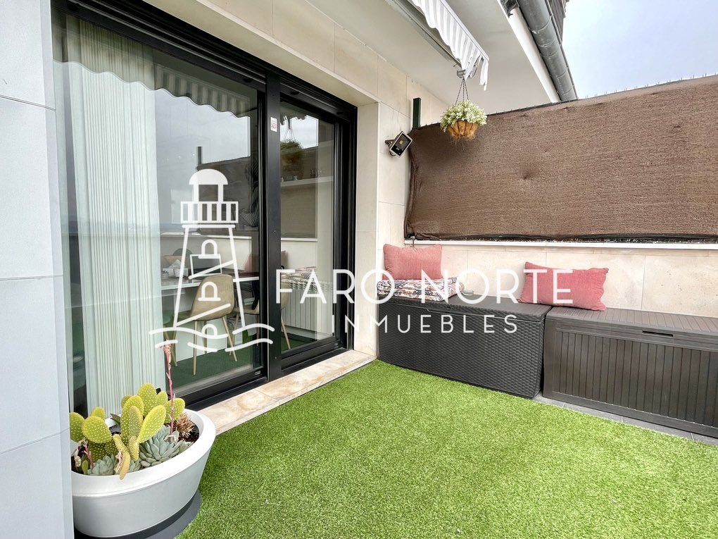 FaroNorteInmo's tweet photo. 🟢 ¡REBAJA! 

Exclusivo ático con vistas panorámicas en el centro de Avilés 🤩

📐 72 m2 más terraza de 26 m2
🛌 2 habitaciones 
🛁 1 baño
🚘 Garaje 
💶 240.000€ (Ha bajado 14%)

#RealEstate
#Asturias https://t.co/9iBHzd90eZ