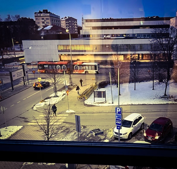 päivä numero 12.

perjantaibussi.

#haartman
#meilahti