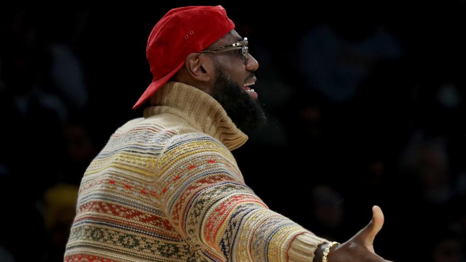 Forbes's tweet photo. Billionaire LeBron James Says He Won’t Shell Out $8 A Month For Twitter Verification https://t.co/68S7gJKhBZ https://t.co/PzZA0jB5LR