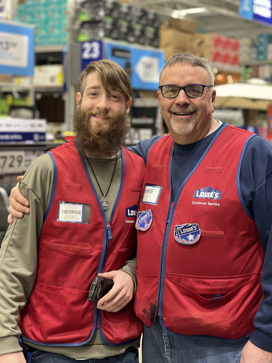 The opener and the closer of Inside Lawn and Garden. These two keep it in stock and ready to sell! #springfestatlowes <a href="/charlesatlowes/">charlesatlowes</a> <a href="/IsaacatLowes/">Isaac Wakefield</a> @AlexStempovschi <a href="/HR_KristenS/">Kristen Stumpf</a> <a href="/Lowes/">Lowe's</a> <a href="/LowesCareers/">Lowe's Careers</a>