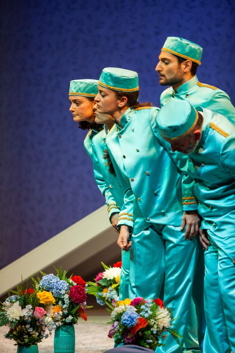 comareacast's tweet photo. Esta noche se estrena en el #SalonTeatro ' Un hotel de primeira sobre o río" de Xohana Torres producida #CentroDramaticoGalego y con nuestrxs @Otero_Nicolas_ y @lidia_veiga_
#MoitaMerda ❤️ #TalentoComarea #teatro #TalentoGalego https://t.co/mz8UDh6GOf
