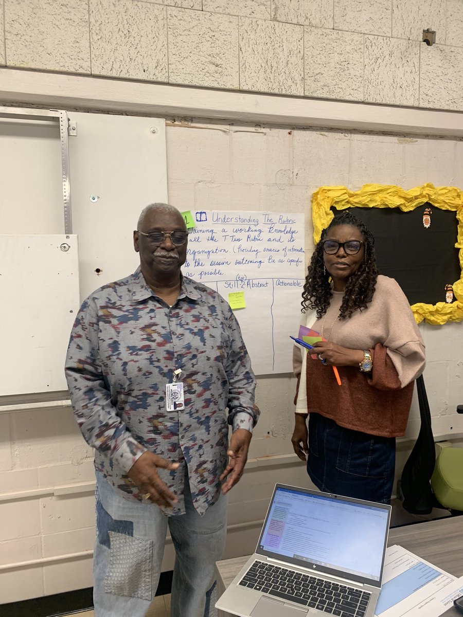 PauletteCaston's tweet photo. @TARHISD advisors are all smiles and excited to plan Professional Development for leadership teams. @NicoleMooreHisd @HoustonISD @angesch75 https://t.co/tHKyKimKfS
