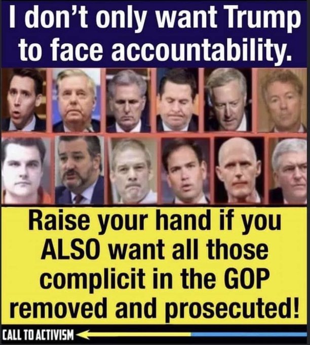 CumuloWhite's tweet photo. Some photos you can find on Twitter after Trump was indicted. https://t.co/SXOjR1ZhBm