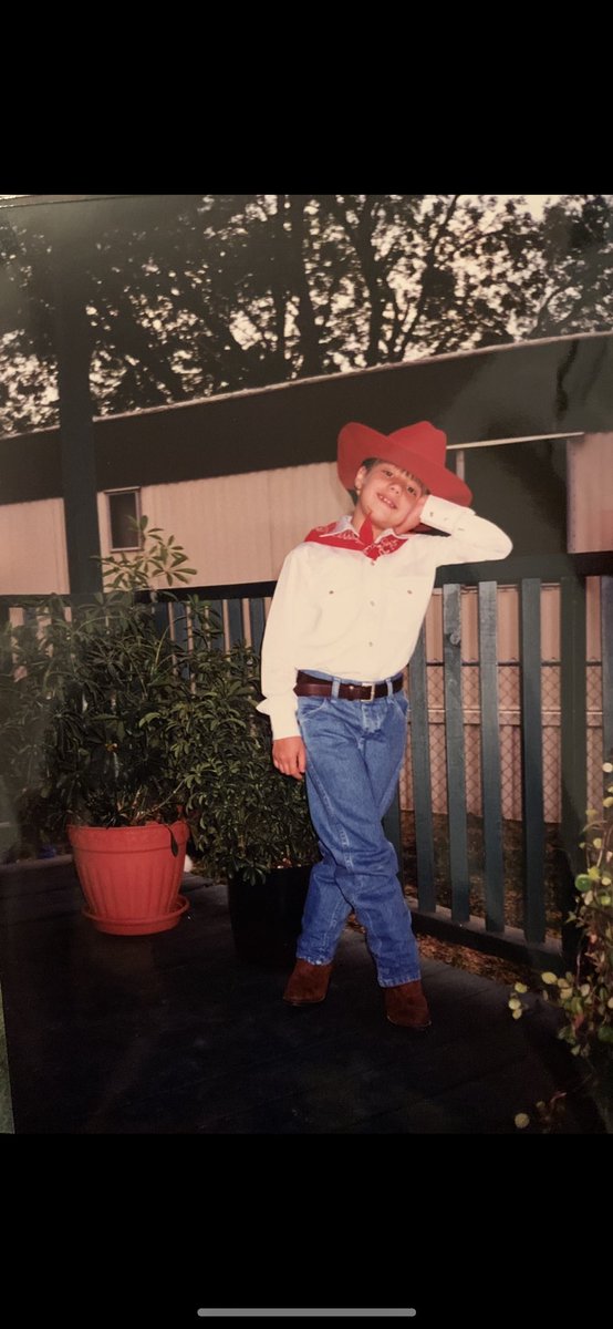 InitialRae's tweet image. Happy Trans Day of Visibility! 💖💖💖