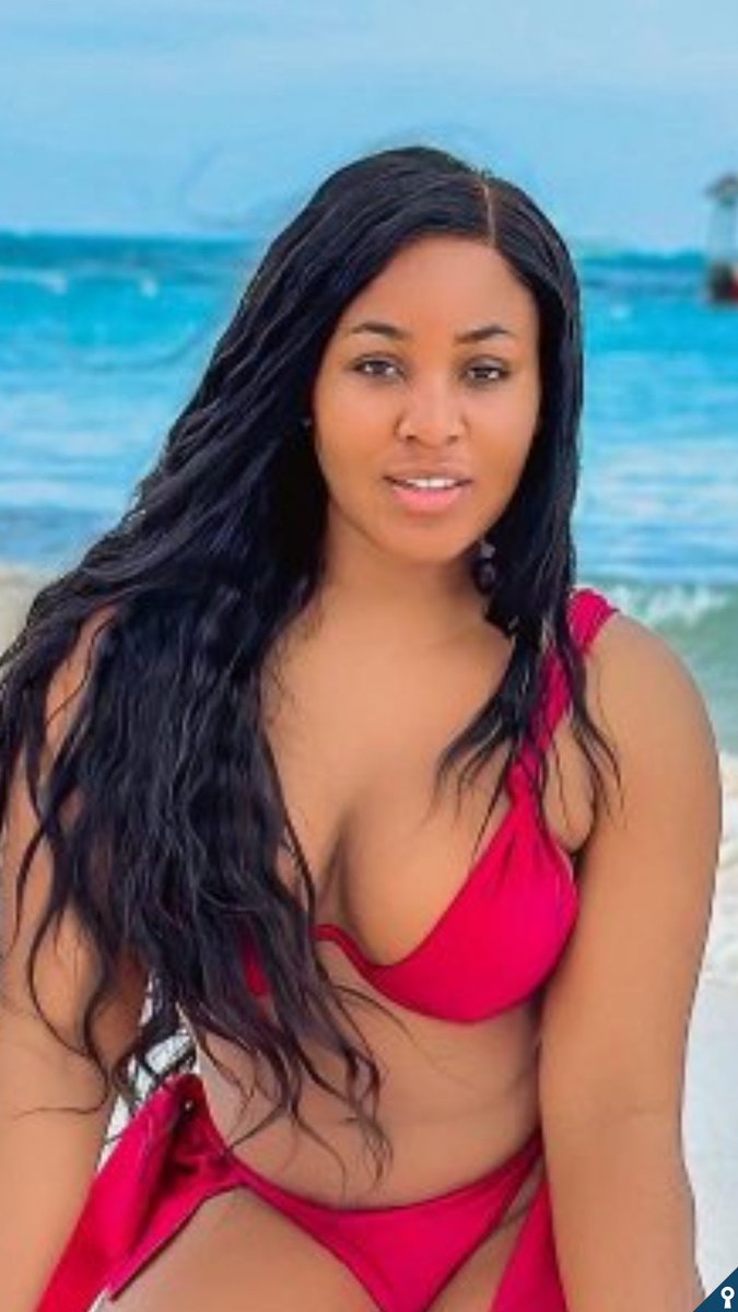 Spicedsparkle's tweet photo. Blessing the TL with a close look of this no makeup pic of Erica Nlewedimโญโจ #MarchForErica https://t.co/j9W6D47P1t
