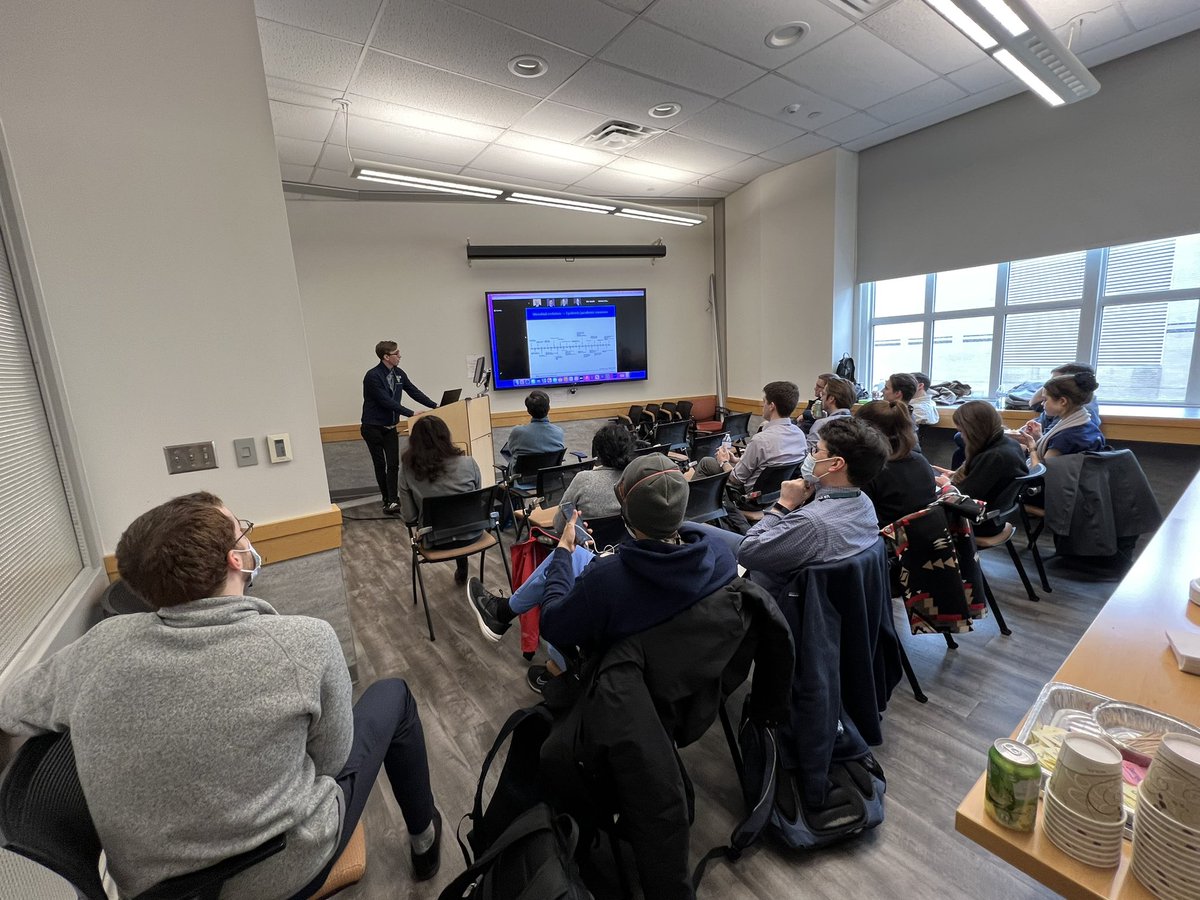 CDelaCruzMed's tweet image. Great to have our @YaleMedPSTP meeting and welcoming the newly matched interns by zoom. @yalemedpstp alum Michael Chiorrazi @YaleHemOnc and pgy5 @YaleIDFellows Eric Elliott. @YaleIMed @VilarinhoSilvia