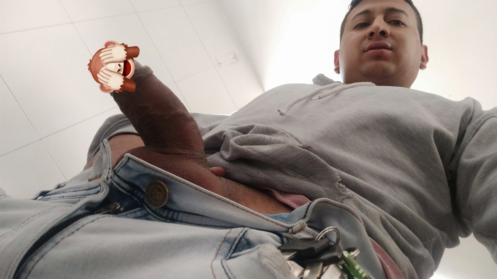 TW Pornstars - Alejandro Romero 🔞. Twitter. Por estar pensado cosas xxx me  se me paro el bb en el trabajo. 6:41 PM - 31 Mar 2023