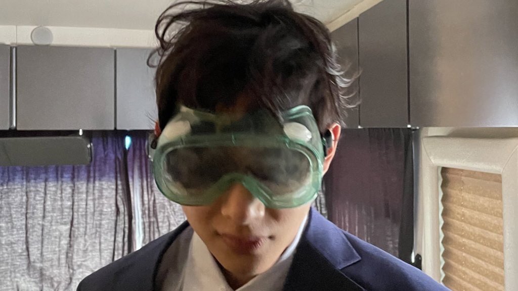 onIyforv's tweet photo. 🧸🥽 https://t.co/ugJeLJzGn8