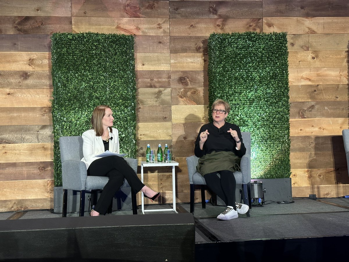 Special thanks to @BCG’s Erin George for inviting me to speak at the North America Women’s Leadership Conference. Such a fun conversation and audience!