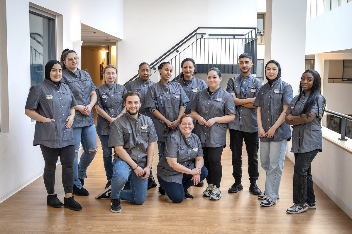 Op de praktijkleerafdeling van Huize Eykenburg en van Het Zamen zijn onlangs stagiaires van <a href="/rocmondriaan/">ROC Mondriaan</a>  begonnen met hun stage. We wensen alle studenten een leuke en leerzame stage toe. 

#stichtingeykenburg #stage #zorg #zorgopleiding #zorgprofessional #rocmondriaan