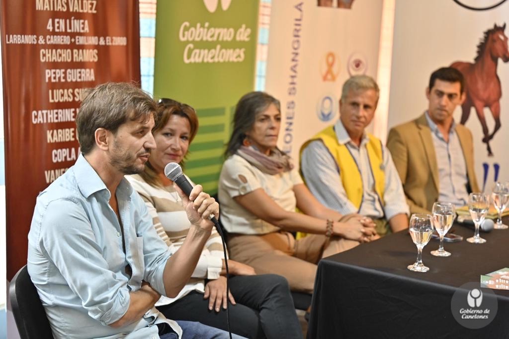 IdCanelones's tweet photo. ➡️Desde el 5 al 9/4 llega una nueva edición de la Criolla del Parque Roosevelt 2023.

El ingreso al Roosevelt será a partir de la hora 13:00, donde el público podrá disfrutar desde el miércoles de diferentes actividades.

🗞️Nota👉https://t.co/pguMNGn6GN https://t.co/PBm5MpAXHs