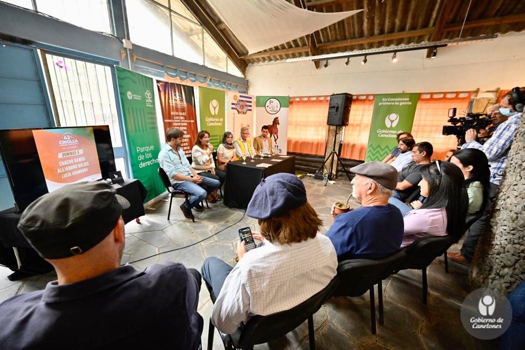 IdCanelones's tweet photo. ➡️Desde el 5 al 9/4 llega una nueva edición de la Criolla del Parque Roosevelt 2023.

El ingreso al Roosevelt será a partir de la hora 13:00, donde el público podrá disfrutar desde el miércoles de diferentes actividades.

🗞️Nota👉https://t.co/pguMNGn6GN https://t.co/PBm5MpAXHs