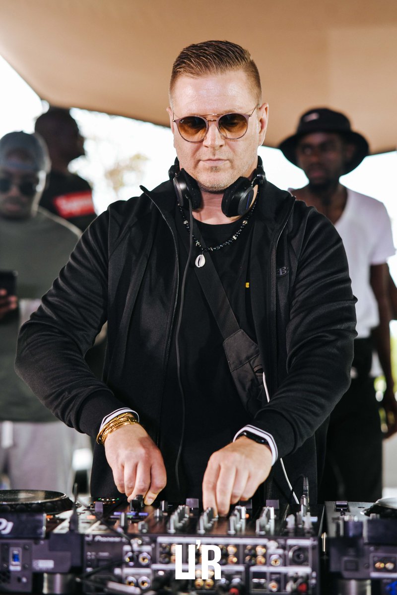 UR_home_'s tweet image. Was that a killer set or what ! 🙌🏾🔥 @pascalmorais 🙏🏾

#urchannelo is the place to be on a Friday 🕺🏾💃🏾