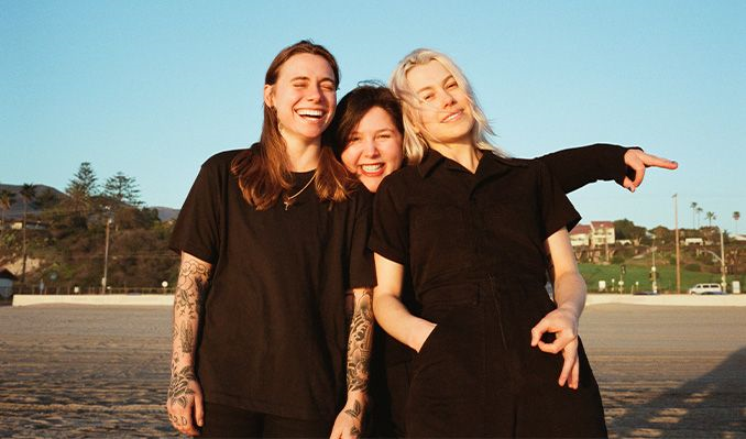 TheScenestar's tweet photo. Boygenius will be playing an intimate warm-up show before Coachella 2023 at the Fox Theater in Pomona on Wednesday, April 12!
Tickets are on sale now: https://t.co/4uHQLutyxR
#boygenius #foxtheater #localchella https://t.co/sIApFmdVOG