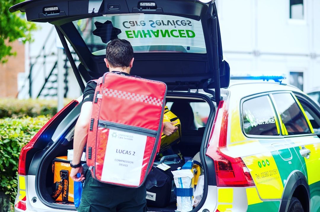 We are recruiting! 

Paramedics, NQPs and ECAs for frontline work in Hampshire. 

✅ Variety 
✅ Support 
✅ Study budgets 
✅ Great equipment 
✅ Clinically led 
✅ A focus on patient care 

Find out more from our website today. Come and join #TeamECS!