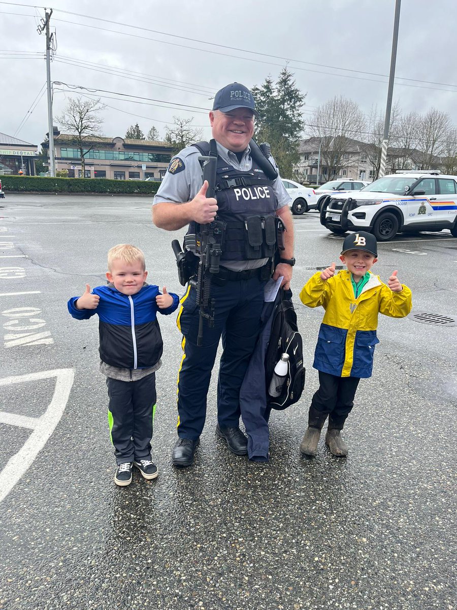 A wet cold day didn't diminish the excitement of Wix Brown kindergarten students for their entrance interview with Langley RCMP.

#langley #rcmp #langleyrcmp #langleypolice #bcrcmp
