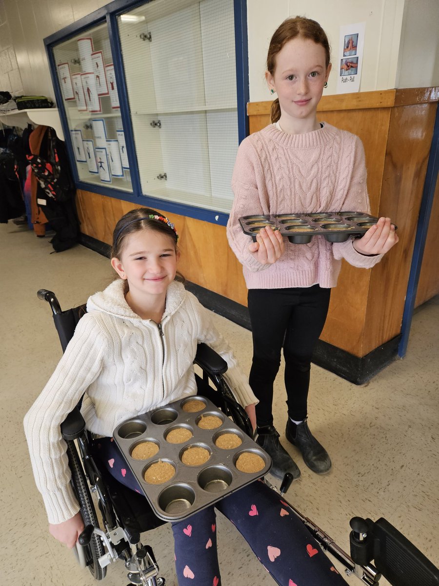 A couple of students in 4-Corey tried out a new blender banana muffin recipe for our breakfast program <a href="/Oldfield_Osprey/">Oldfield Elementary</a>. No photos of them being enjoyed, they were devoured!  @HRCEHealthPromo <a href="/HRCE_NS/">Halifax Regional Centre for Education</a>