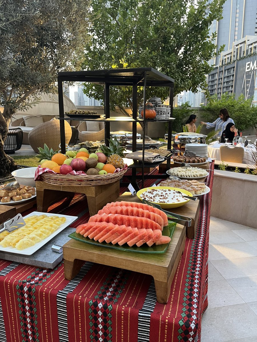 Aiju_Malik's tweet photo. #fridayvibes #RamadanKareem #familytime #Allhumdullah @kongkooor @sadaf_kmalik @SyedRimsha_ @Vaniasma786 @HeeePosh @TheDubaiMall @ArmaniHotelDXB ❣️✨🌙🌸❤️ https://t.co/e6YR5ho6XR