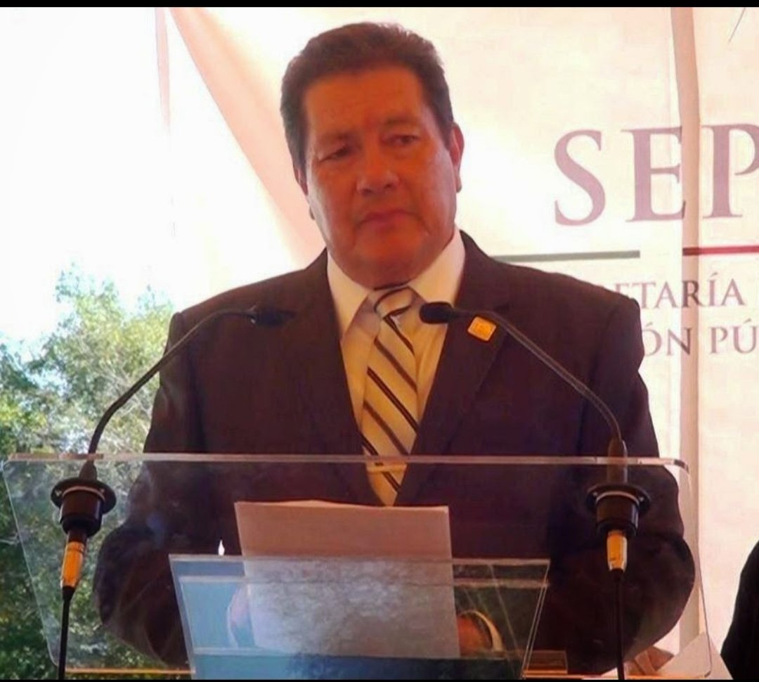 CentroDigitalN's tweet image. #UltimaHora 🚨📚🙋🏼‍♀️ | Itzel Pimienta Hernández, llegó a la rectoría de la #UTH, luego de que fuera cesado Fiacro Torreblanca, quien se vio inmerso en polémica pues el año pasado personal académico realizó un paro de labores exigiendo su destitución. #Huejotzingo