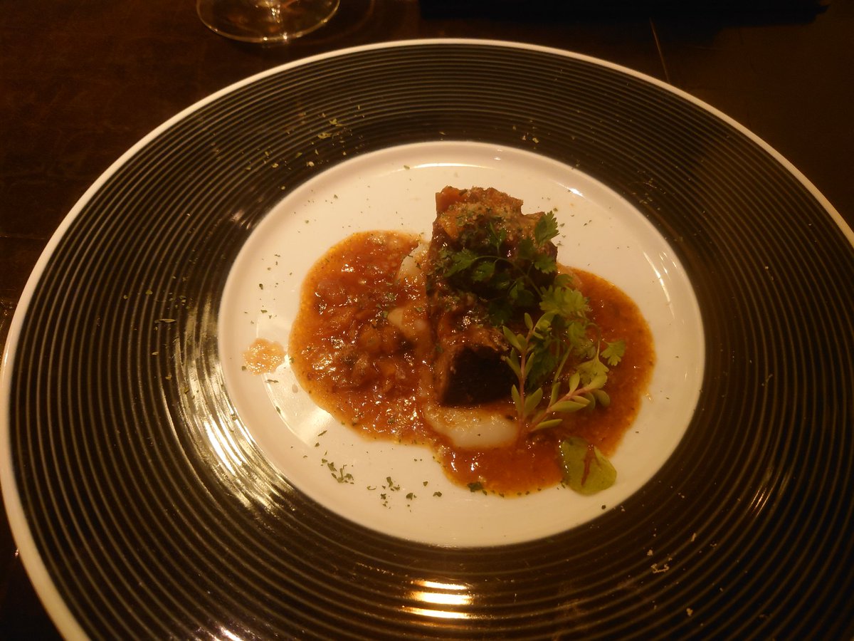 WVqRhw1Vkcstqp3's tweet photo. 京都の晩ごはん
花見小路通で入ったお店

イケメンのお兄さんと、
沢山お話を出来て楽しかった!

そして料理も美味しいです
京都祇園のお店ハズレが
無いです！
何処に入っても美味しい!

雰囲気のいいお店で
唯一後悔は、車で行ってしまった所です
泊まりでお酒を呑みたくなりました!
#datten https://t.co/hHZhLiRI9h