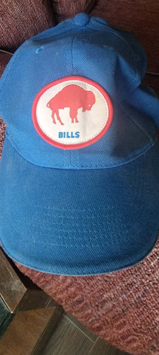 Christi21332923's tweet photo. Going thru dad's old Bills stash! https://t.co/g2twLepmZD