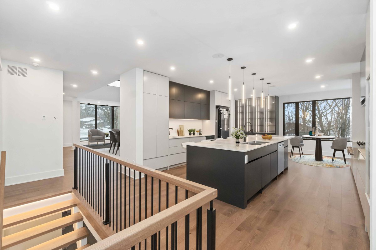 FamMetaHQ's tweet photo. OPEN HOUSE this weekend!  32 Clovelly Road in Rothwell Heights:
Sunday, April 2nd, 2-4pm

MLS Listing: https://t.co/dyK79c8OHc

eXp Realty Brokerage
Michelle De Leon
343-254-2871

#houseforsale #openhouse #Sustainabilitywithstyle https://t.co/t5gmdihOvo