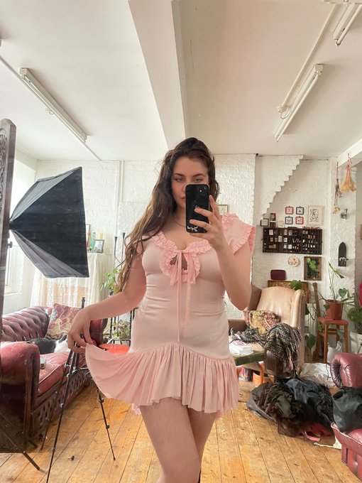 I have never felt lovelier https://t.co/MB7pBIJ5Tc