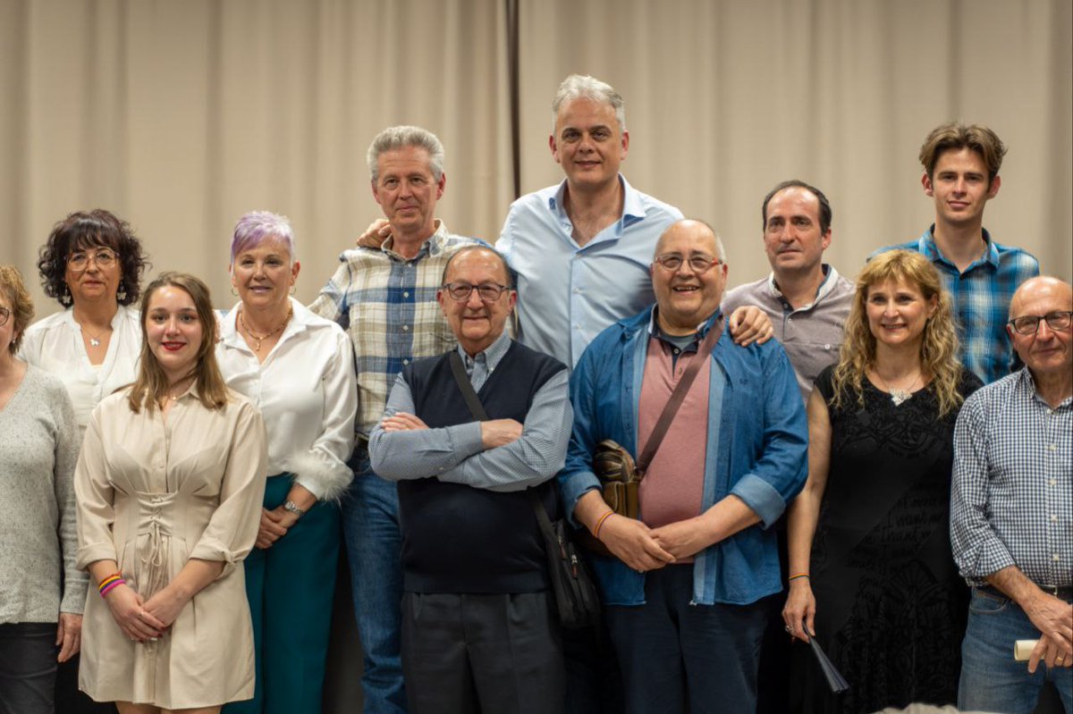 Hector_Illueca_'s tweet photo. Hui, a #Alzira, hem presentat una aliança per una qualitat de vida que reconega el dret a l'autoestima de totes les persones. Programa, projecte i lideratge compartit, aquesta és la clau. Gràcies a tota la gent que us heu acostat… Molt d'ànim en la campanya! #DignitatPolítica https://t.co/bgHnC5dDBU
