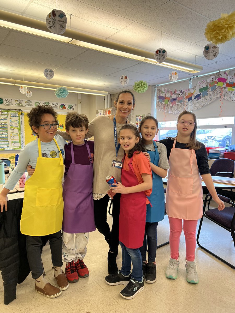 Michelle MacNeill (@kutz3rdgrade) on Twitter photo Cougar Cart FRIYAY faves…+ Cherry Pepsi! 🐾 <a href="/CB_bgiordano/">Bridget Giordano</a> brings so much happy! <a href="/CBKutzElem/">Paul W. Kutz Elem</a> Cougar Cart FRIYAY faves…+ Cherry Pepsi! 🐾 <a href="/CB_bgiordano/">Bridget Giordano</a> brings so much happy! <a href="/CBKutzElem/">Paul W. Kutz Elem</a>