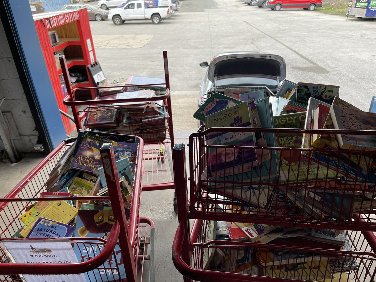 Carine Peña tweet media