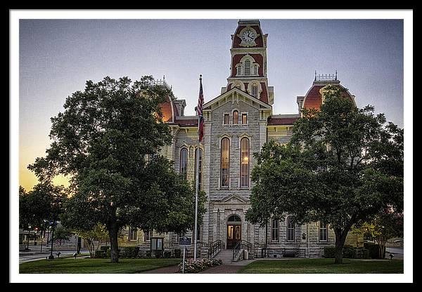 joancarroll's tweet photo. many thanks to the buyer from Austin, TX for purchasing a copy of this print! https://t.co/J6fmOyHVZw via @fineartamerica #courthouse #countycourthouse #parkercounty #Travel #travelphotography #giftideas @joancarroll https://t.co/MVTUR0f1GP