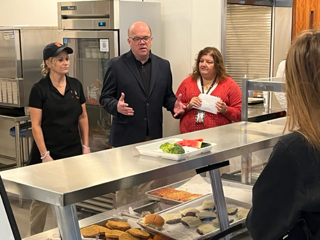 RepMcGovern's tweet photo. Making policy starts with listening.
 
I stopped by Uxbridge High School to talk with student leaders, @projectbread, and @MASchoolsK12 about providing every child in Massachusetts free breakfast and lunch in school. https://t.co/sHzOUvccRq