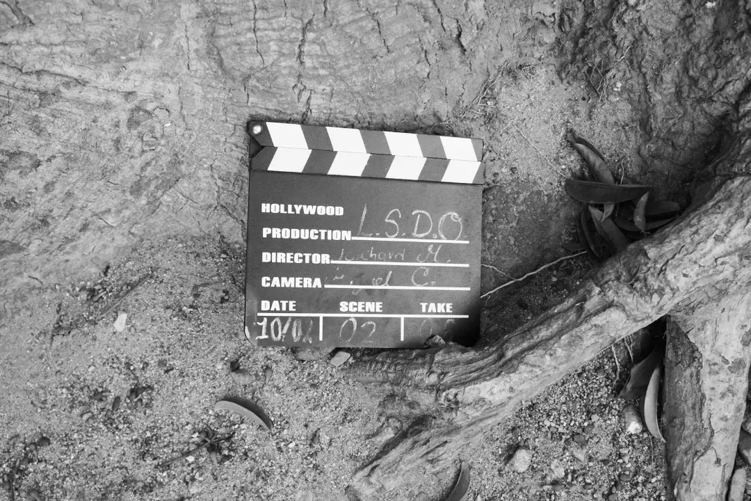 Richard_Marsix's tweet photo. No había tenido de mencioar, que tras 2 años de planear y estructurar bien un guión para por fin, producir una obra cinematográfica en el corto que estoy dirigiendo y actuó, titulado "Las sombras de mi olvidó" falta mucho para terminar el corto, pero espero este listo para 2024☺️ https://t.co/lh9MkAv3M0