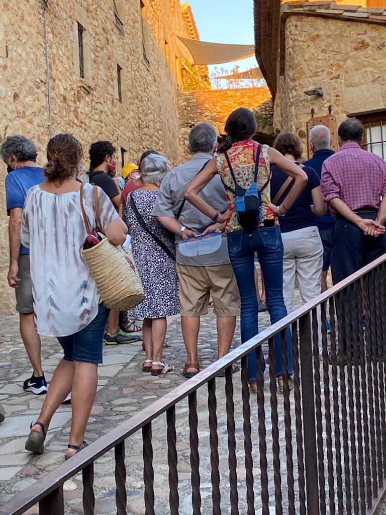 cerclecatalahis's tweet photo. Especial #SetmanaSanta  a #Pals 

Dissabte 8 abril 18,00 h tarda

"Ruta Colom i la vila de Pals"

Visita guiada amb el Cercle Català d'Història acompanyada de proves i documents
👇👇

https://t.co/qridgVP4JN

#visitesguiades #rutes #activitats #colom #difusio #recerca #portdepals https://t.co/21TTdx50BZ