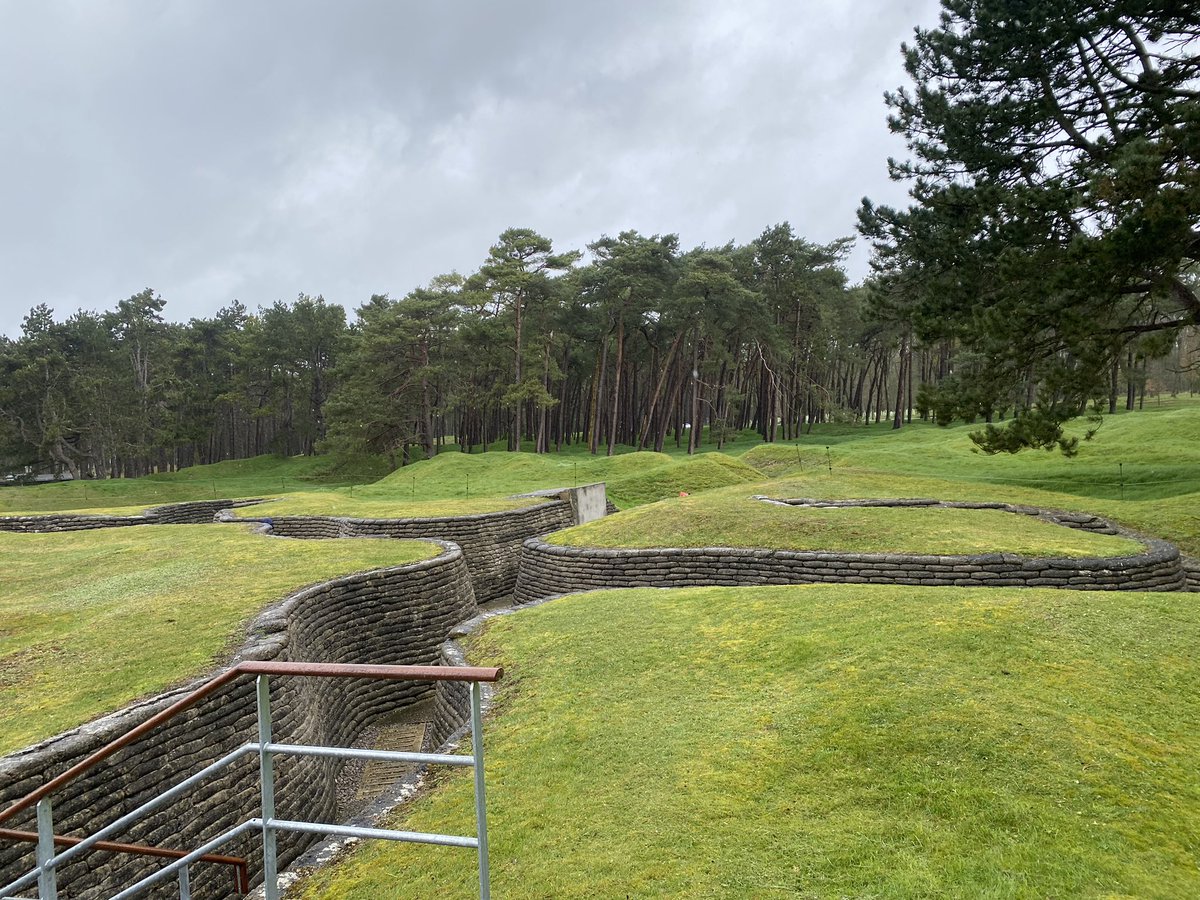 STACShistory's tweet photo. Looking at trenches and craters at #vimy 🇨🇦 https://t.co/5sSvSUNWf4