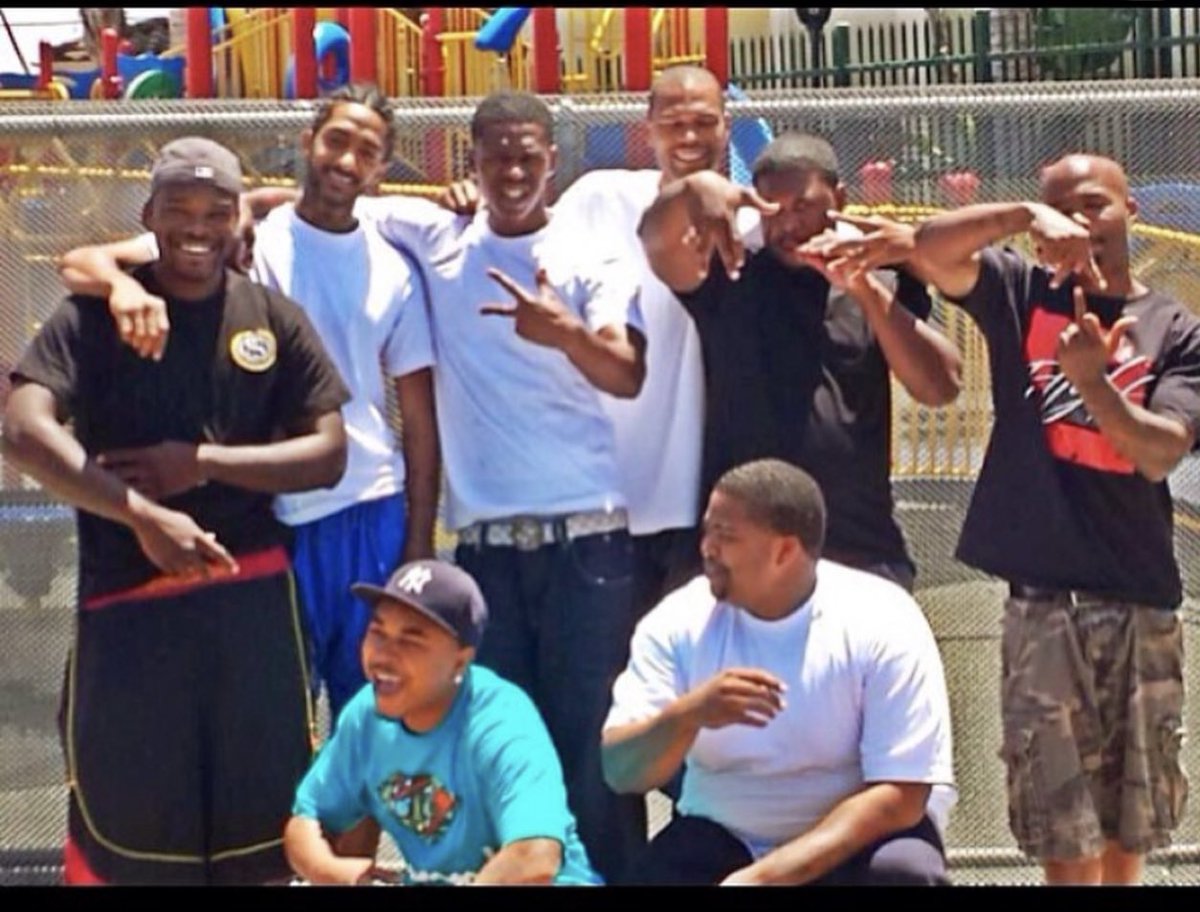 iTO_OTmyTWEETER's tweet photo. 🙏🏾💙 @NipseyHussle @__immamess @THURSTY_JD @infantsplashgun #Tae #Ball4 #11thAve https://t.co/SFqe70D2JV