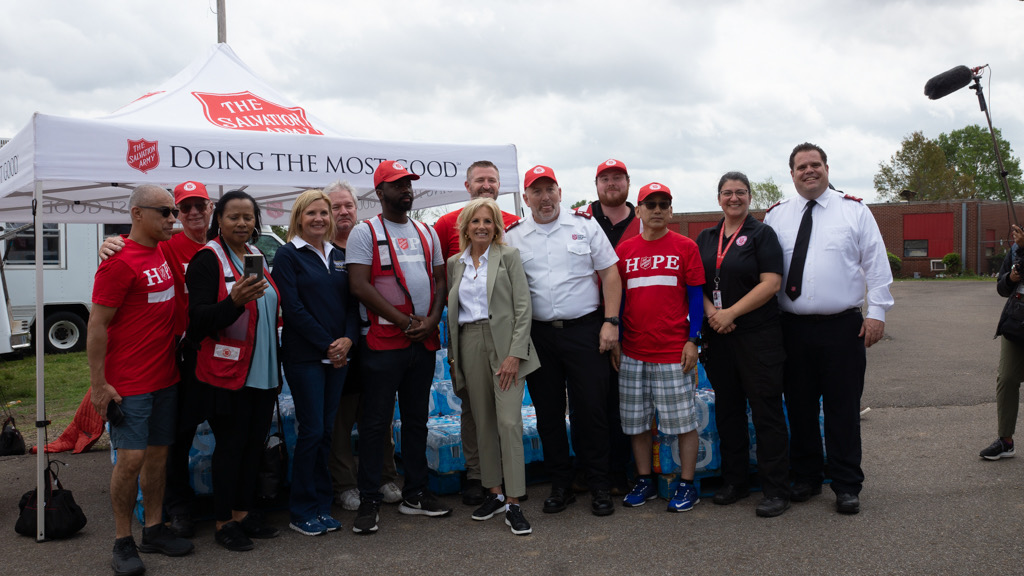 SalvationArmyUS's tweet photo. We were honored to welcome First Lady @DrBiden to our disaster service site in #RollingForkMS. Thank you for your support and encouragement as we continue to provide physical, emotional, and spiritual aid to those impacted. #LoveBeyondDisasters https://t.co/cXfZ4wQY8k